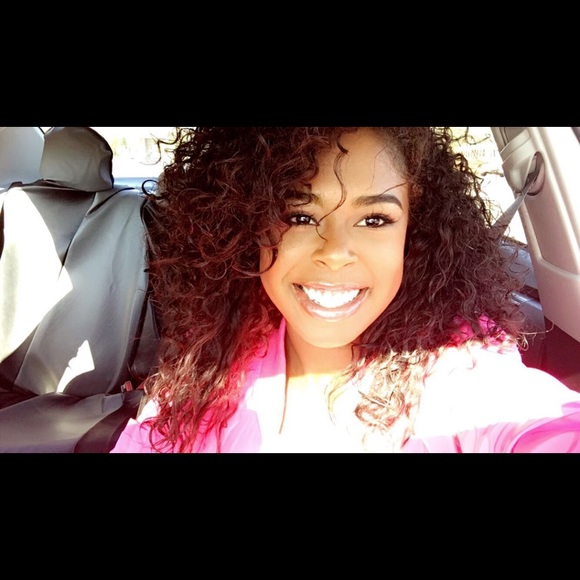 Meet your Posher, Keyarra - Picture 1 of 1